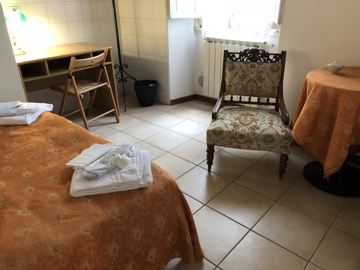 Alex Home Флоренция Экстерьер фото